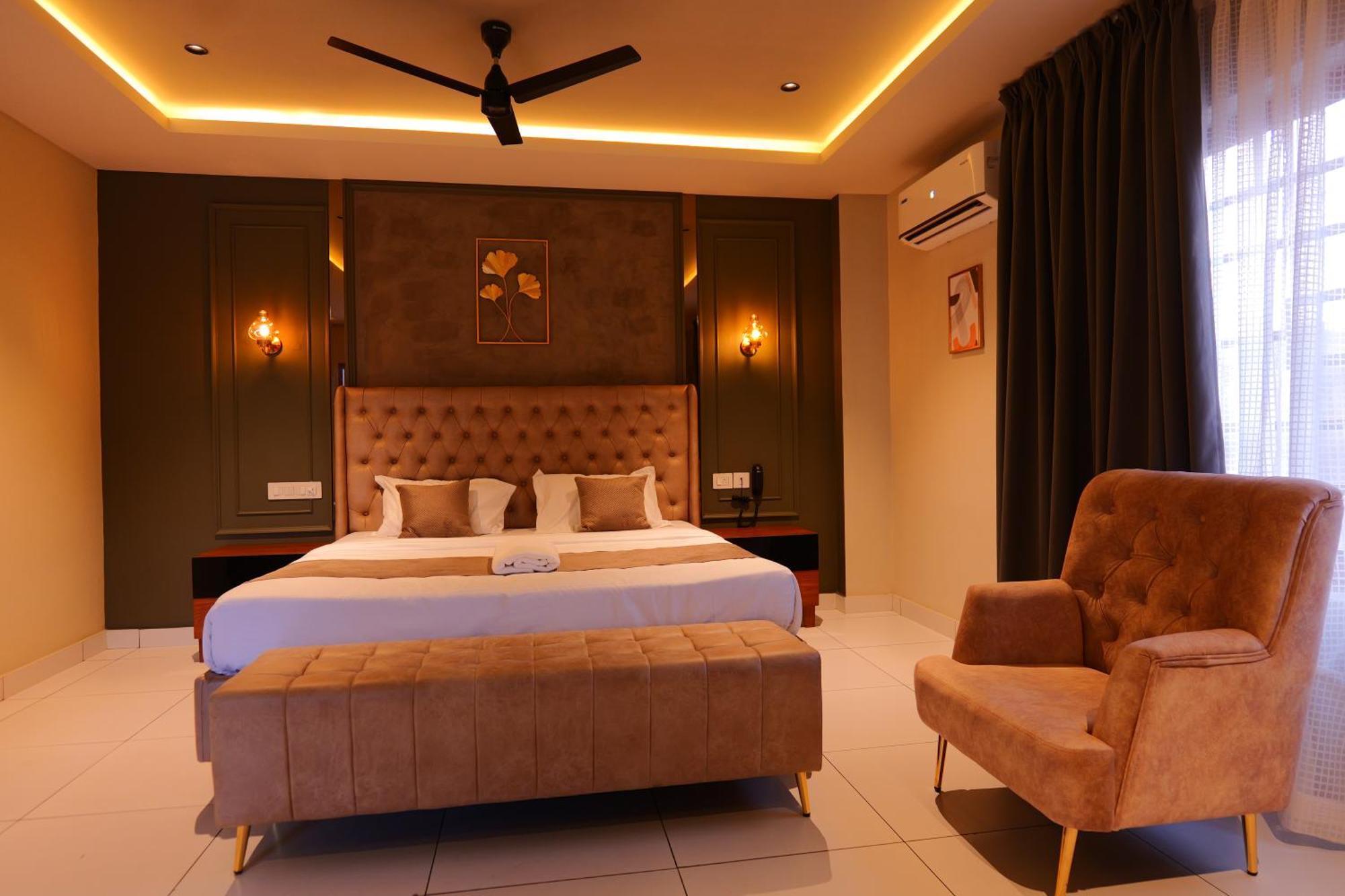 Hotel Classico International Kannangad ภายนอก รูปภาพ